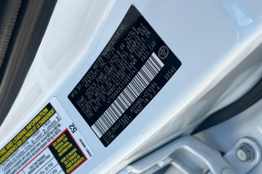 Certified 2026 Toyota Camry SE w/ Convenience Package FWD image 30