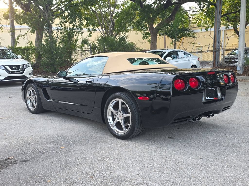Used 2002 Chevrolet Corvette Convertible w/ Preferred Equipment Group2 RWD image 6
