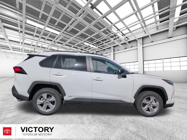 Used 2025 Toyota RAV4 LE AWD/4WD image 2