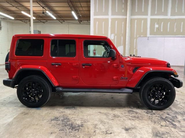 Used 2025 Jeep Wrangler Unlimited Sahara w/ Safety Group image 6