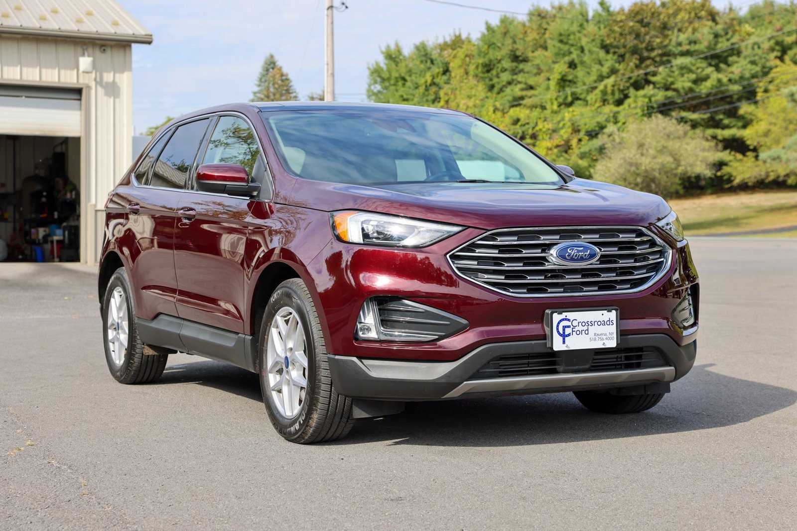 Used 2022 Ford Edge SEL w/ Convenience Package image 3