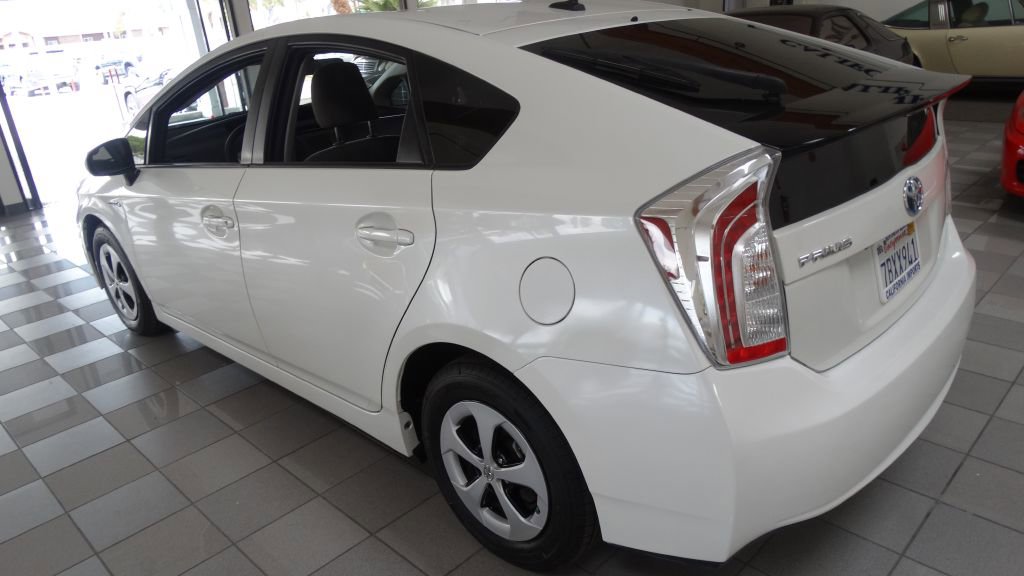 Used 2013 Toyota Prius SEDAN image 9
