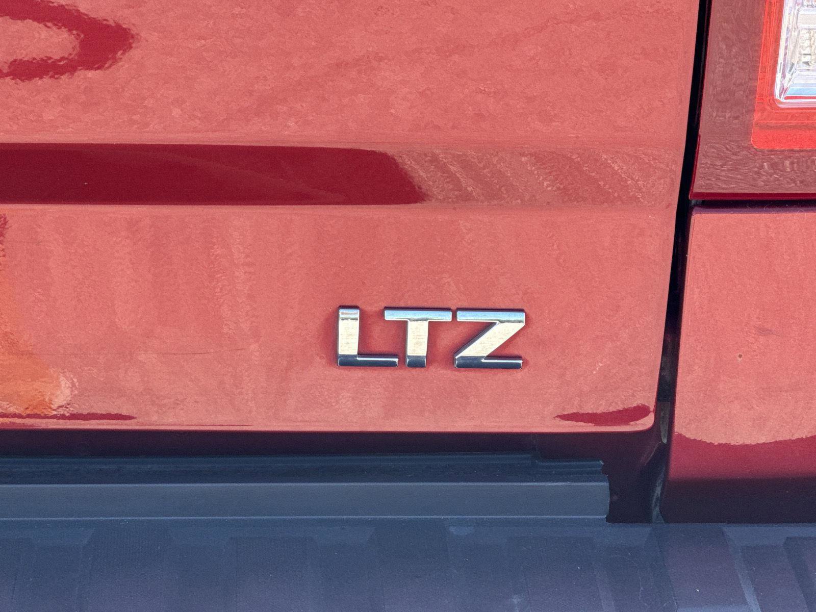 Used 2018 Chevrolet Silverado 1500 LTZ image 6