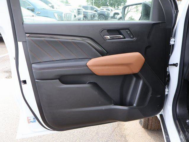 New 2026 GMC Canyon AT4 image 23