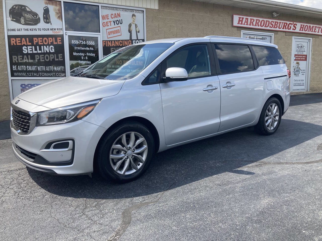 Used 2019 Kia Sedona EX image 1