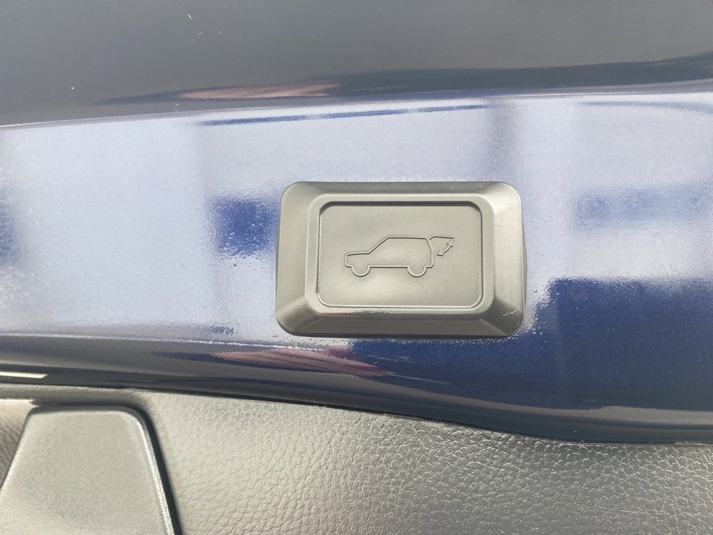 Used 2023 Toyota RAV4 XLE image 18