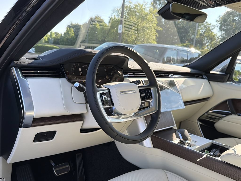 New 2026 Land Rover Range Rover SE AWD/4WD image 10