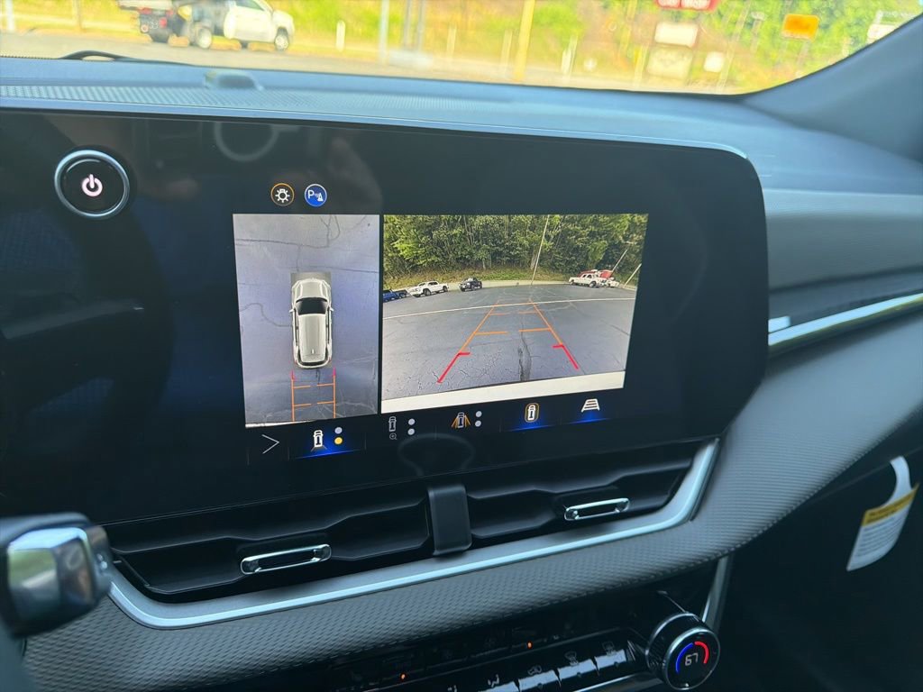 New 2026 Chevrolet Equinox LT w/ Convenience Package II AWD/4WD image 18