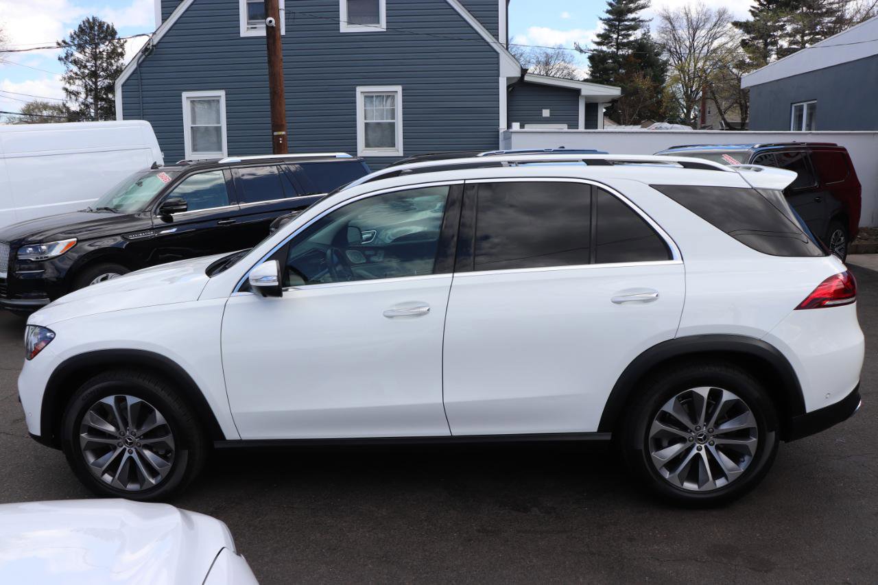 Used 2021 Mercedes-Benz GLE 350 4MATIC image 2