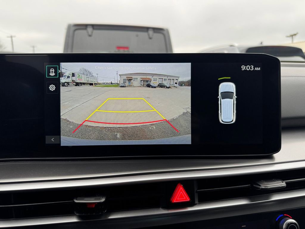Certified 2025 Kia Sorento S image 18