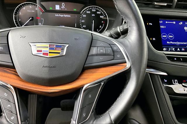 Used 2023 Cadillac XT5 Premium Luxury FWD image 11