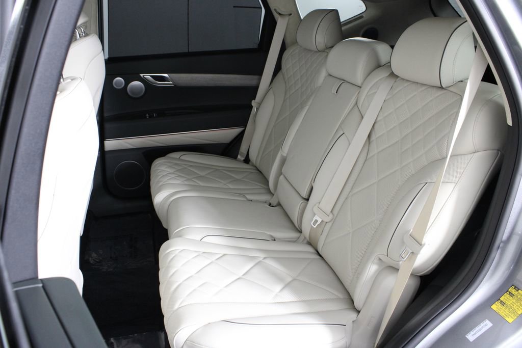 Used 2025 Genesis GV80 3.5T Prestige image 20