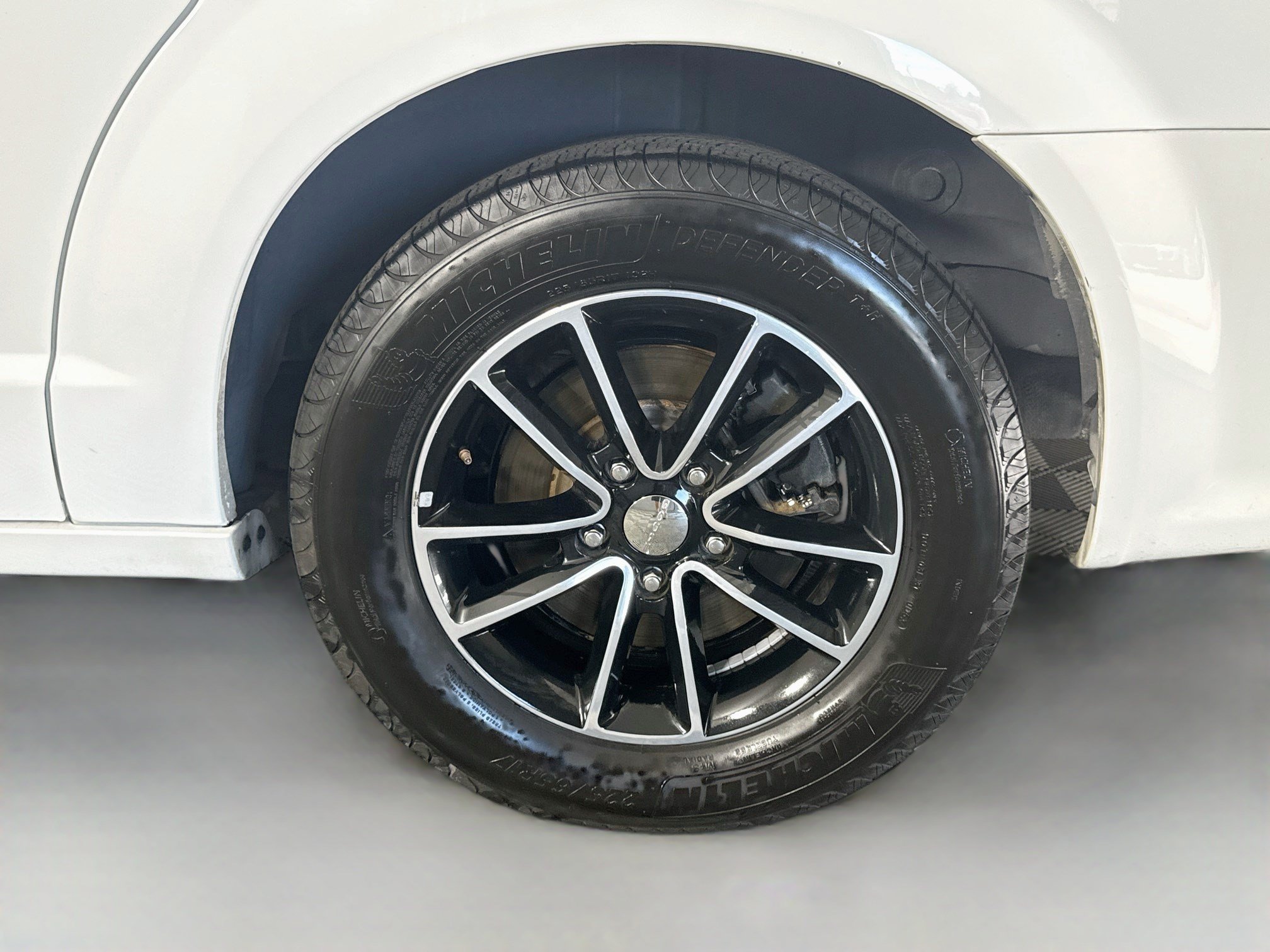 Used 2019 Dodge Grand Caravan GT FWD image 36