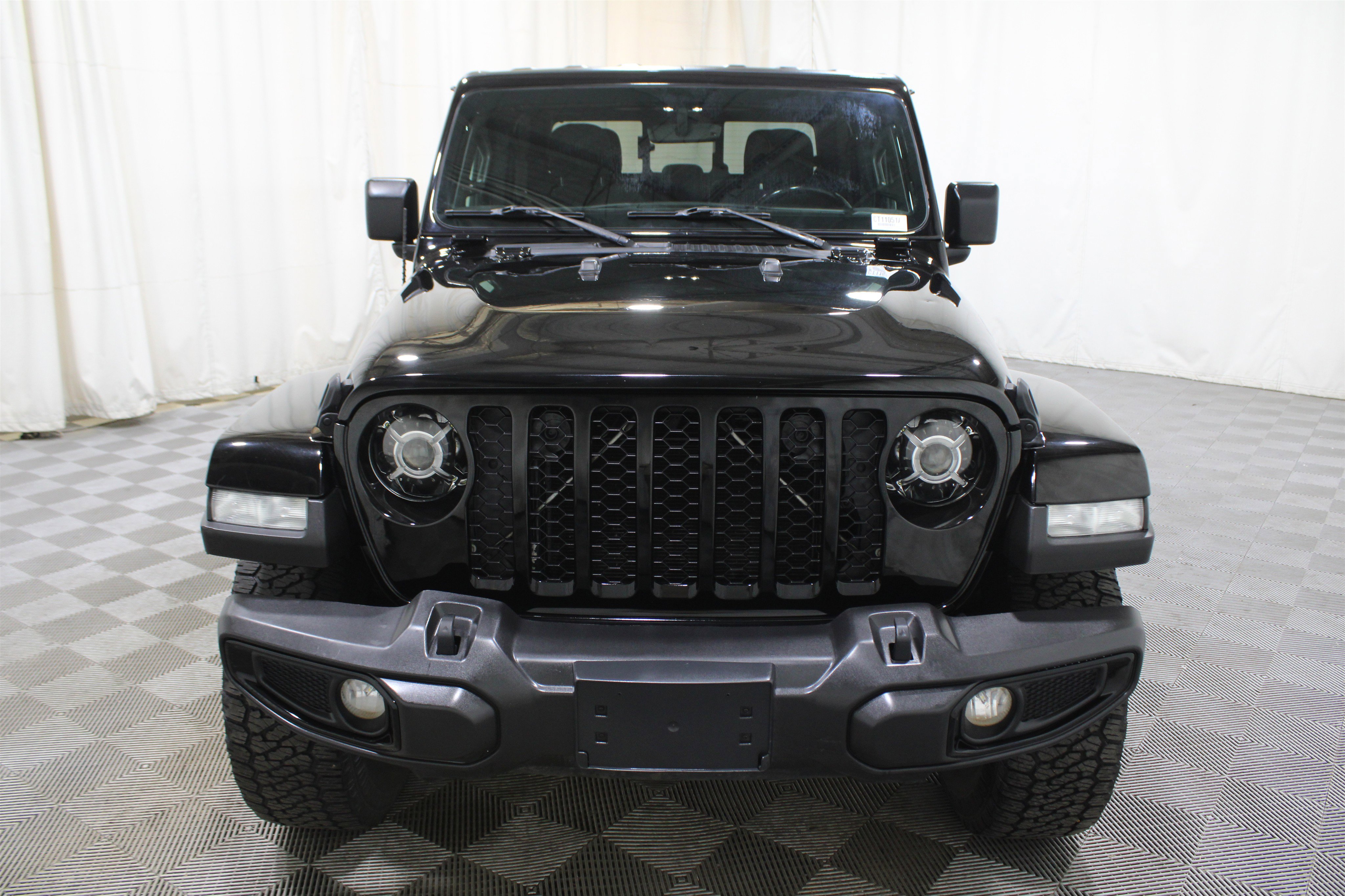 Used 2021 Jeep Gladiator Willys image 39