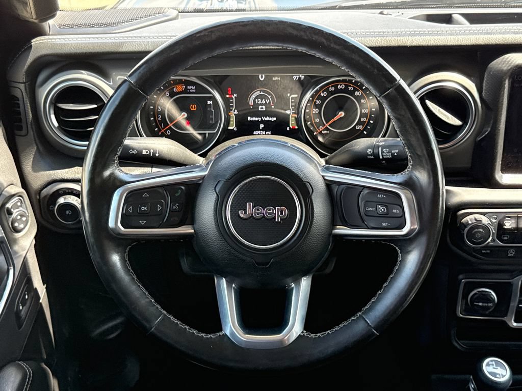 Used 2023 Jeep Wrangler Unlimited Sahara w/ Cold Weather Group AWD/4WD image 16