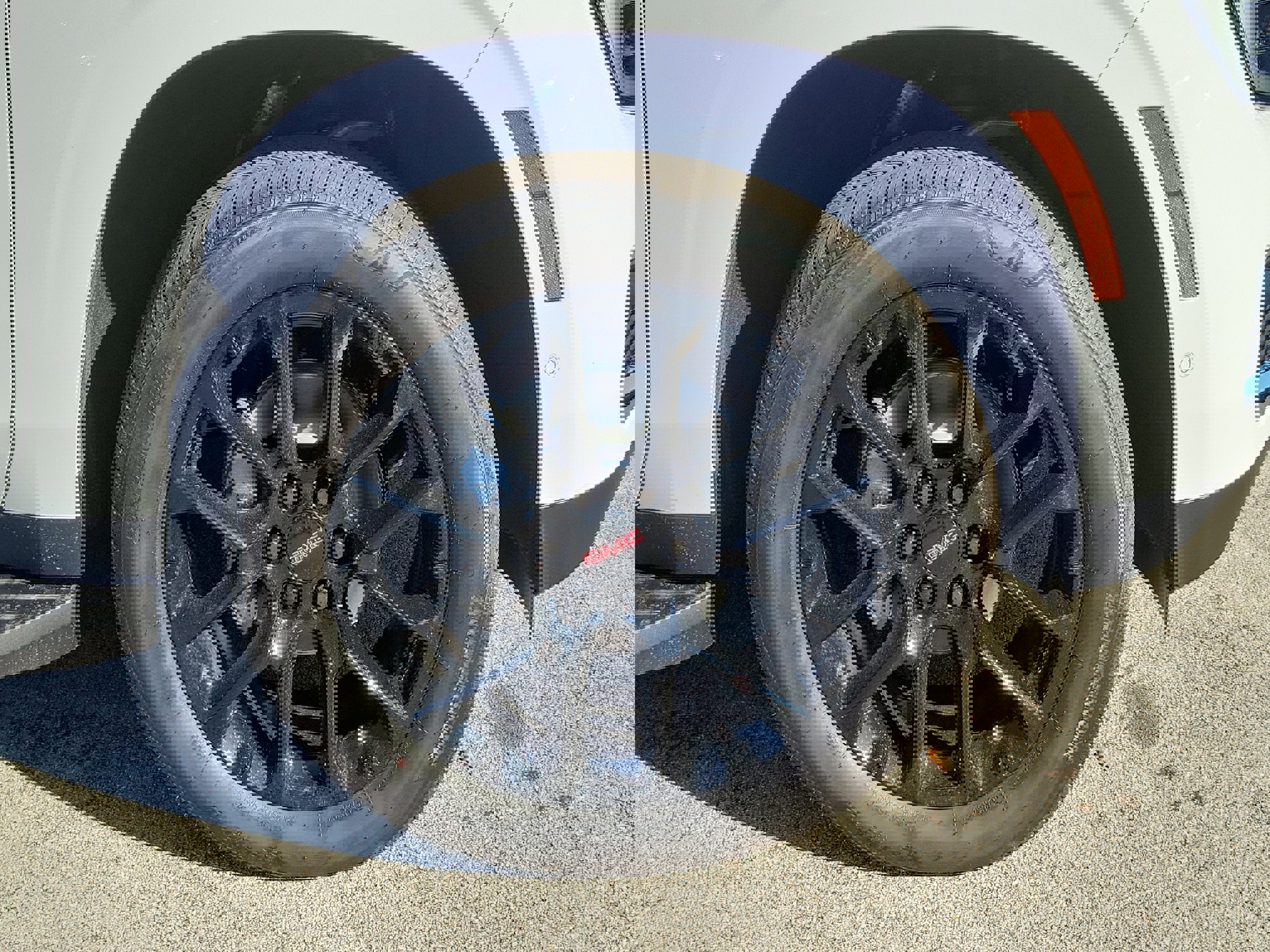 New 2026 GMC Yukon Elevation image 5