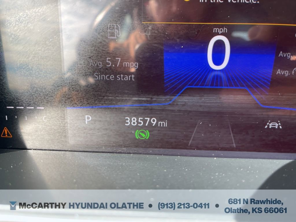 Used 2025 Volkswagen Jetta SE image 8