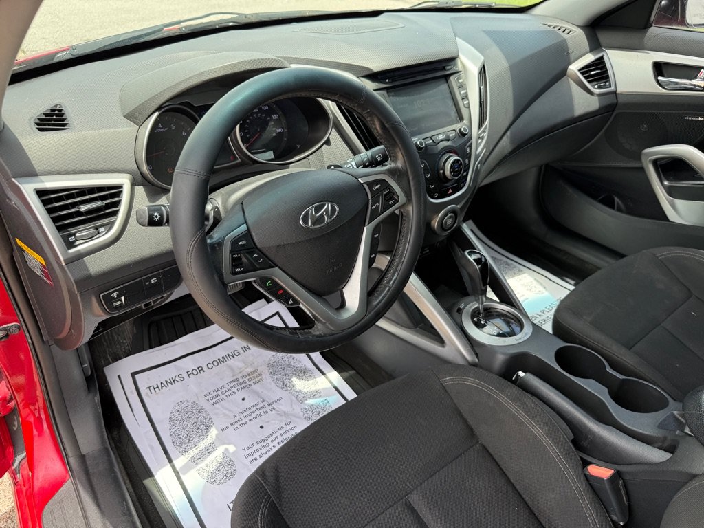 Used 2013 Hyundai Veloster RE:MIX Edition FWD image 31