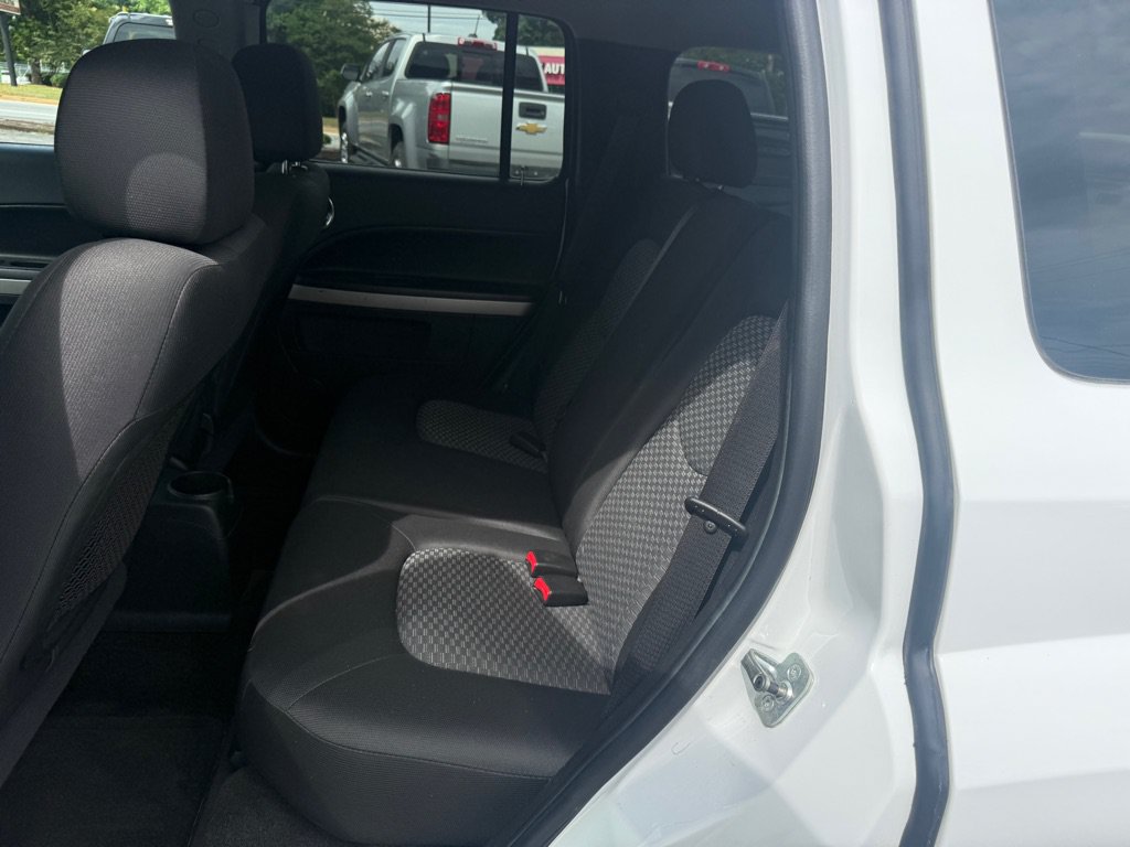 Used 2011 Chevrolet HHR LT FWD image 12