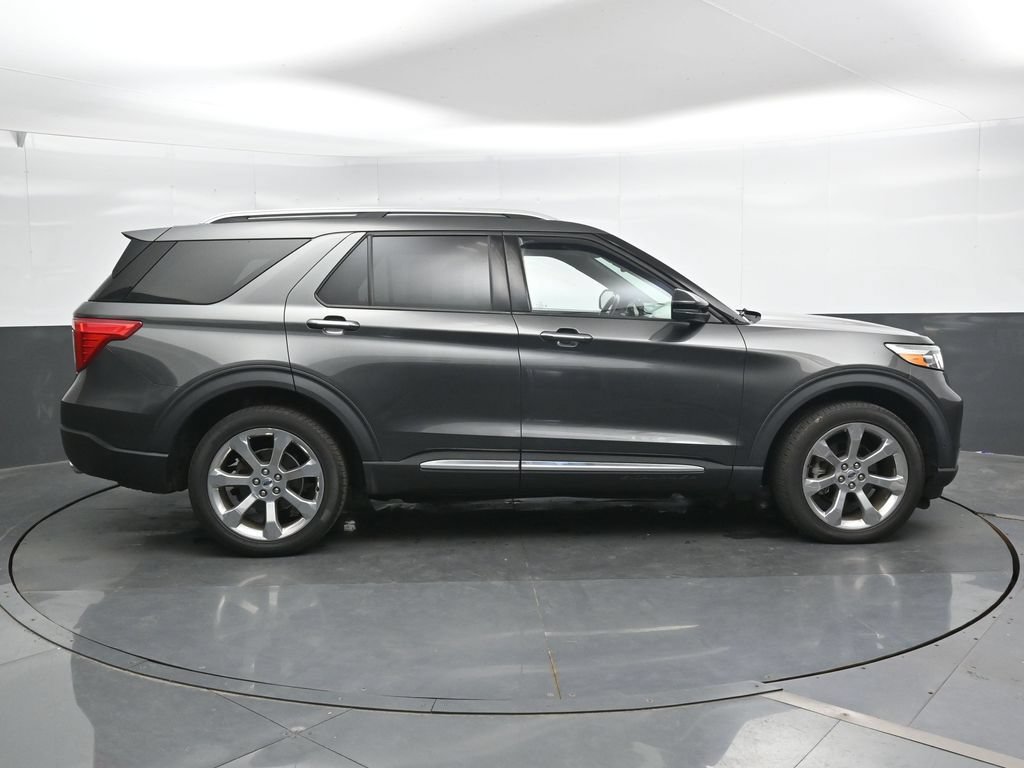 Used 2020 Ford Explorer Platinum w/ Premium Technology Package AWD/4WD image 3