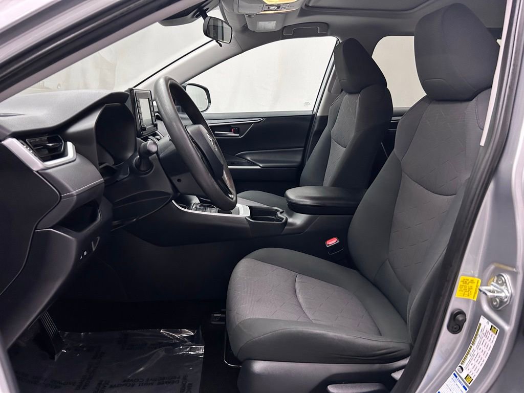 Used 2019 Toyota RAV4 XLE image 12