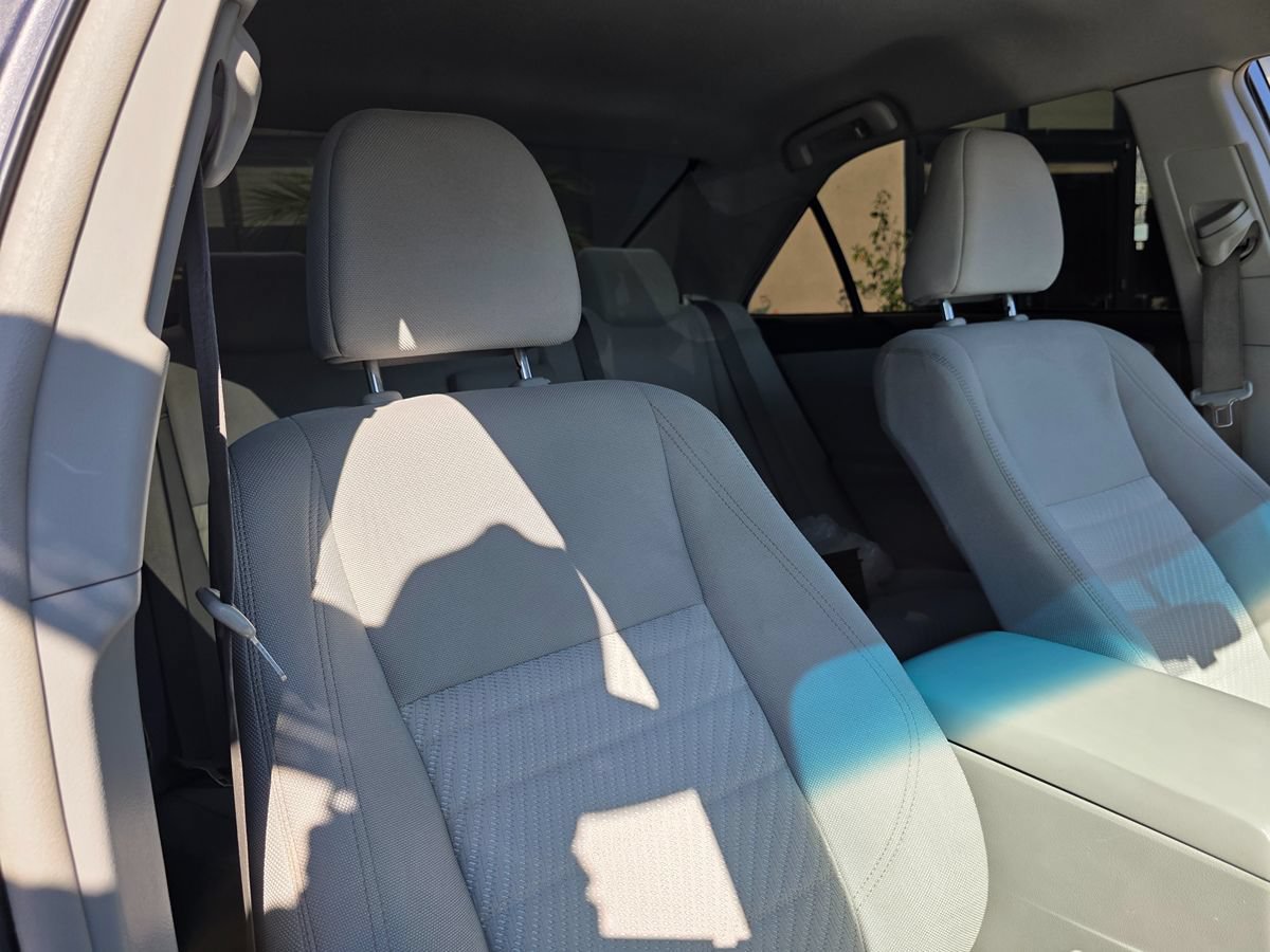 Used 2017 Toyota Camry LE FWD image 16