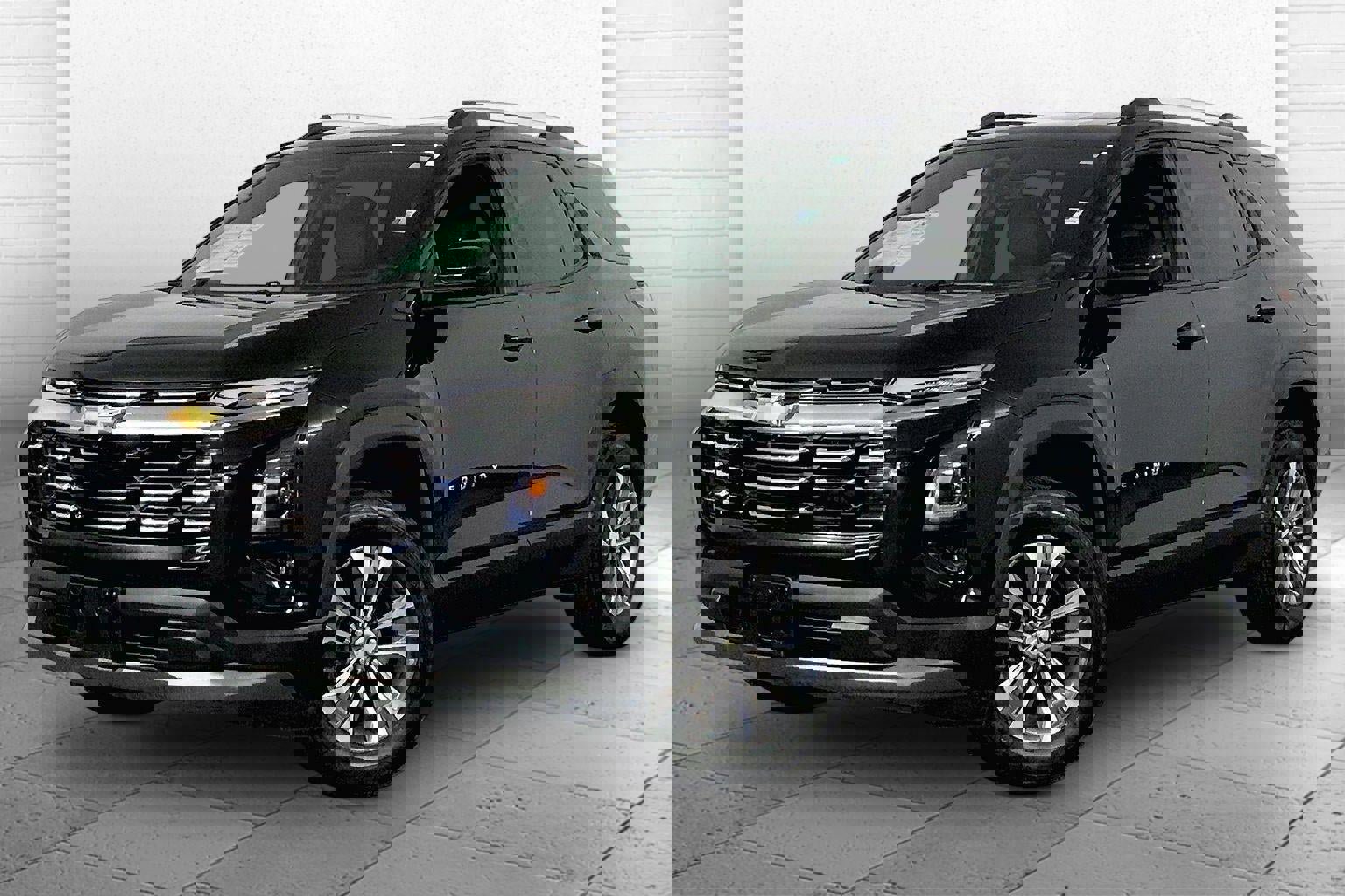 Used 2025 Chevrolet Equinox LT w/ Convenience Package II image 12