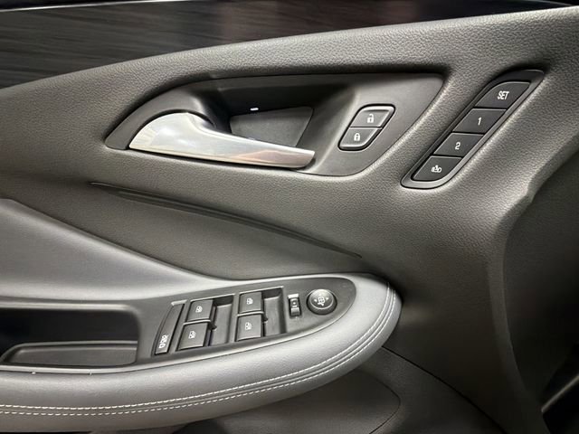 Used 2020 Buick Envision Premium image 23