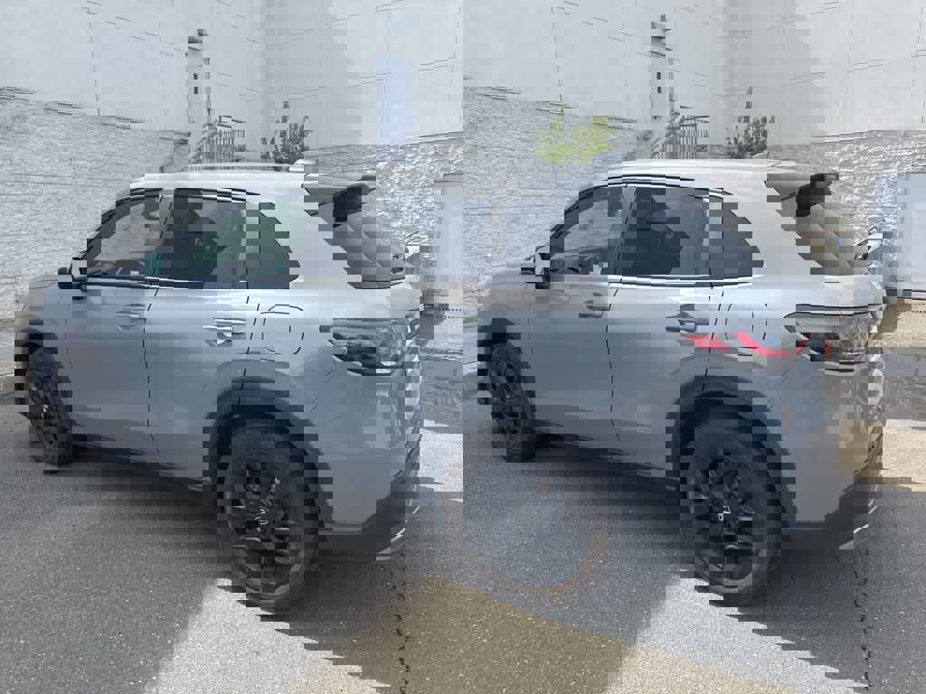 Certified 2024 Honda HR-V Sport image 17