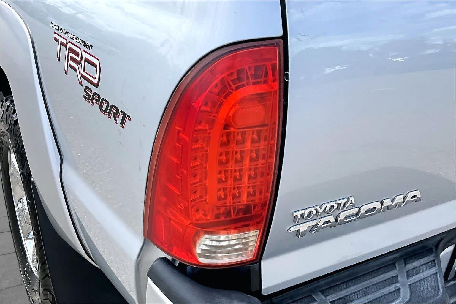 Used 2006 Toyota Tacoma PreRunner w/ TRD Sport Pkg #1 RWD image 28