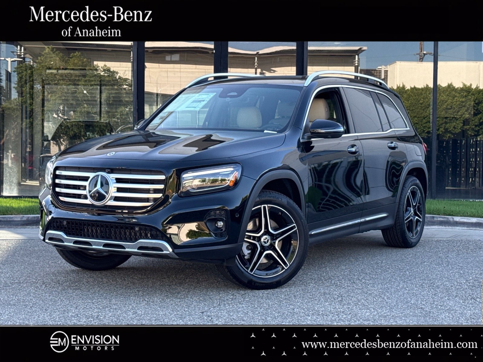 New 2026 Mercedes-Benz GLB 250 4MATIC image 1