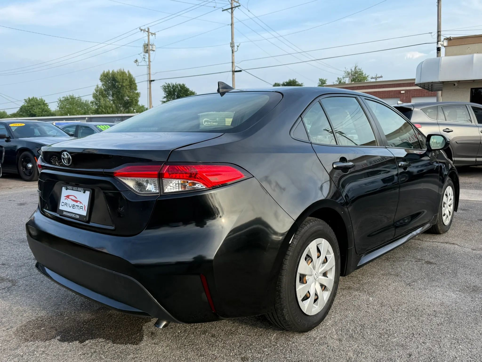 Used 2021 Toyota Corolla L FWD image 4