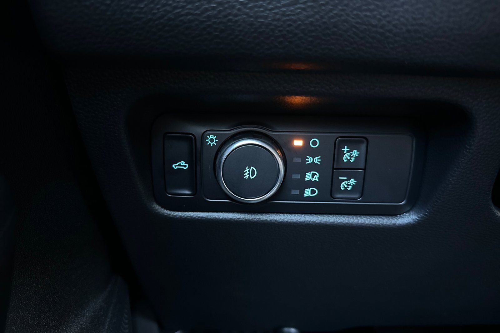 New 2025 Ford Ranger XLT w/ Black Appearance Package image 25