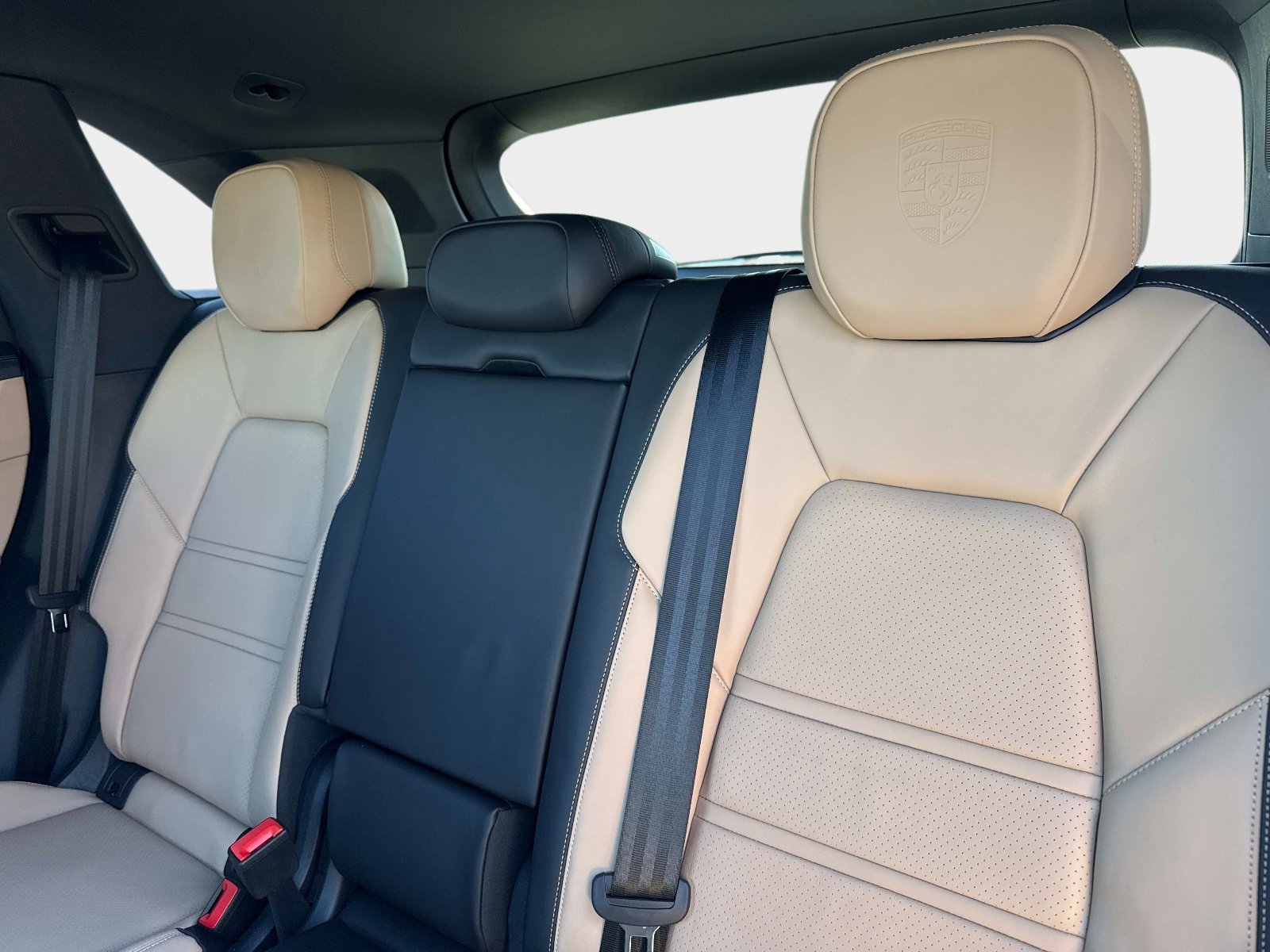 New 2025 Porsche Cayenne E-Hybrid image 16