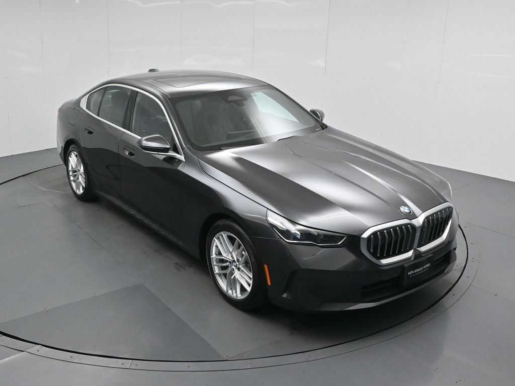 Used 2025 BMW 530i image 36