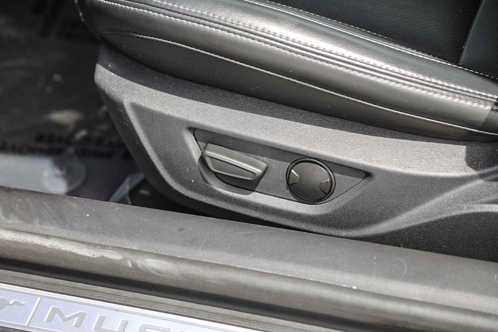 Used 2024 Ford Mustang GT Premium RWD image 19