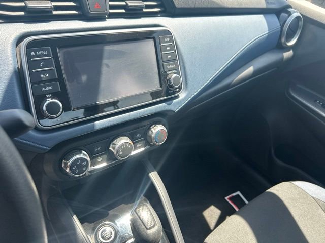 Used 2025 Nissan Versa SV FWD image 12