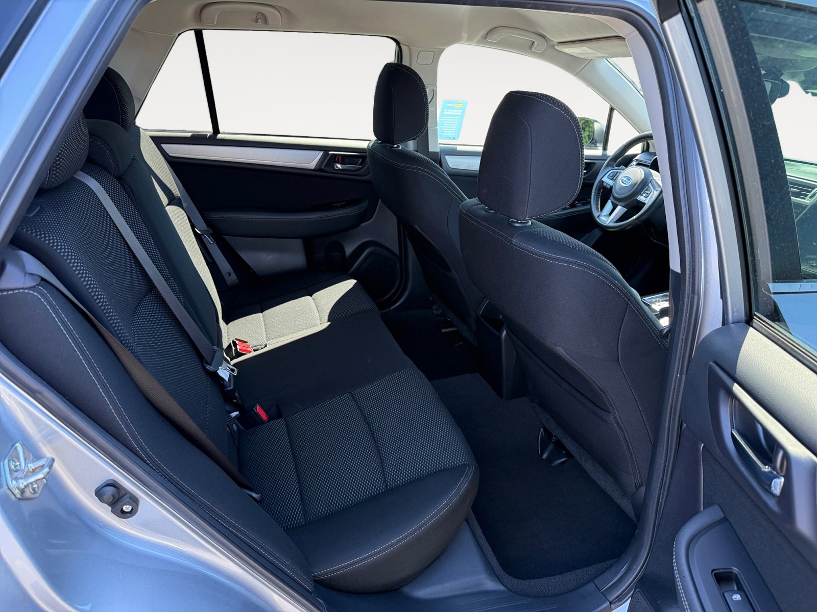 Used 2017 Subaru Outback 2.5i Premium image 18