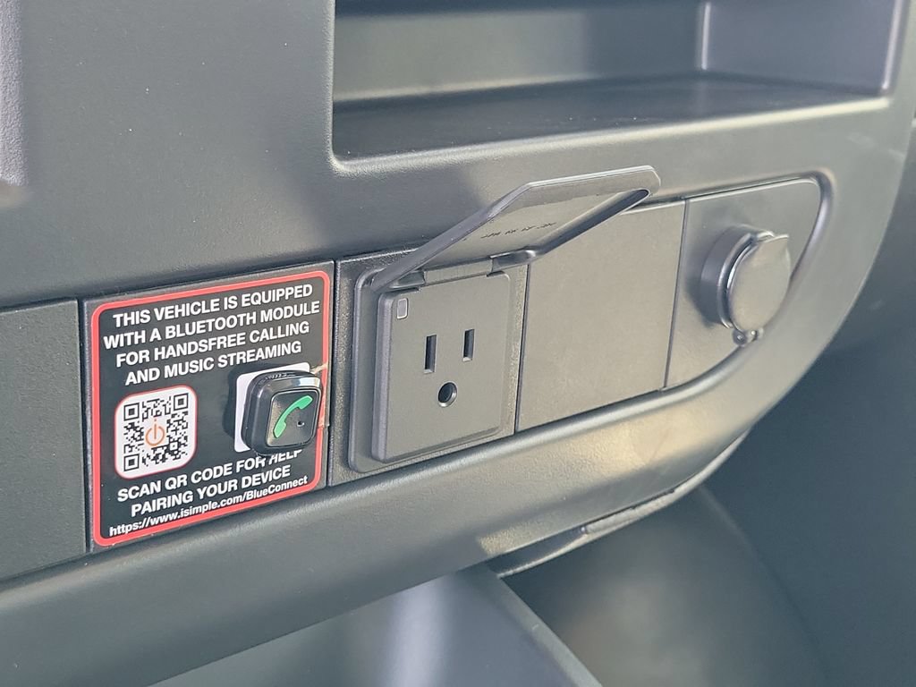 New 2026 Chevrolet Express 3500 w/ Power Convenience Package RWD image 8