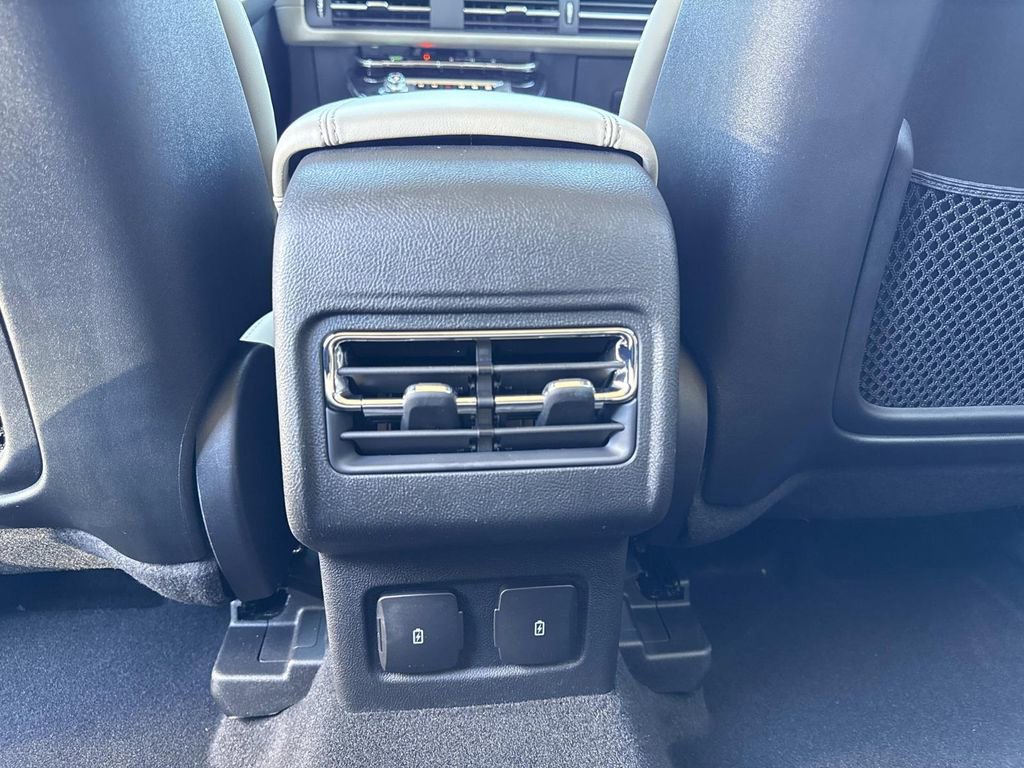 New 2026 Lincoln Corsair Premiere image 16