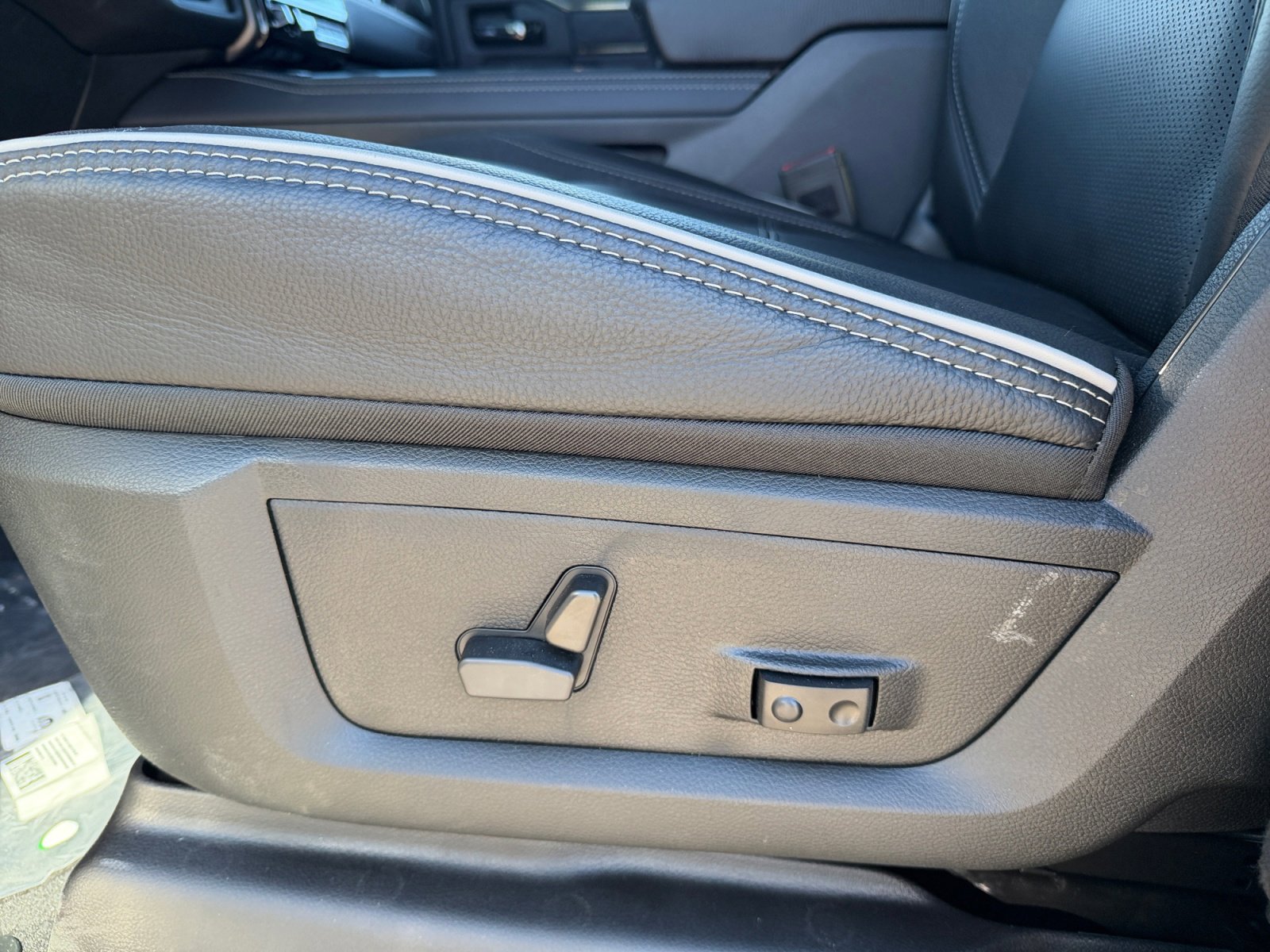 New 2026 RAM 2500 Limited image 15