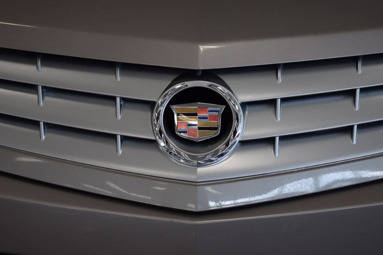 Used 2005 Cadillac XLR image 12