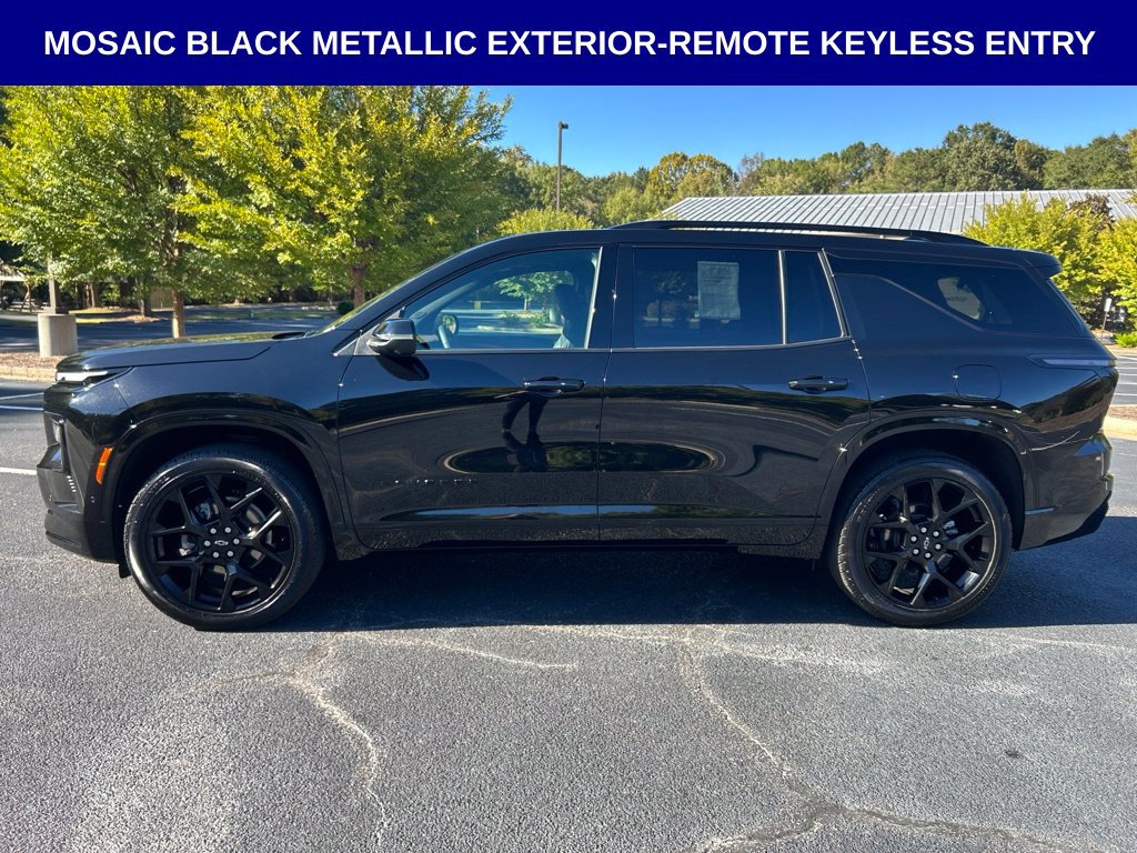Used 2024 Chevrolet Traverse RS w/ LPO, Floor Liner Package FWD image 11