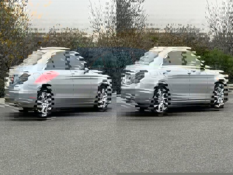 Used 2015 Mercedes-Benz S 550 Sedan image 8