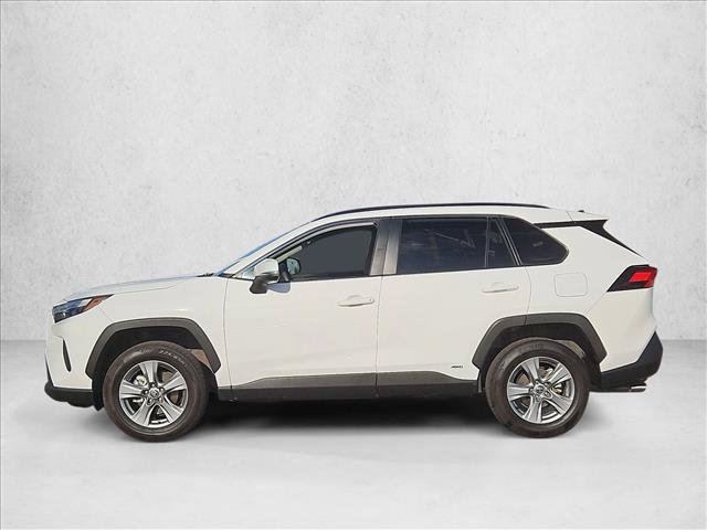 Used 2025 Toyota RAV4 XLE AWD/4WD image 9