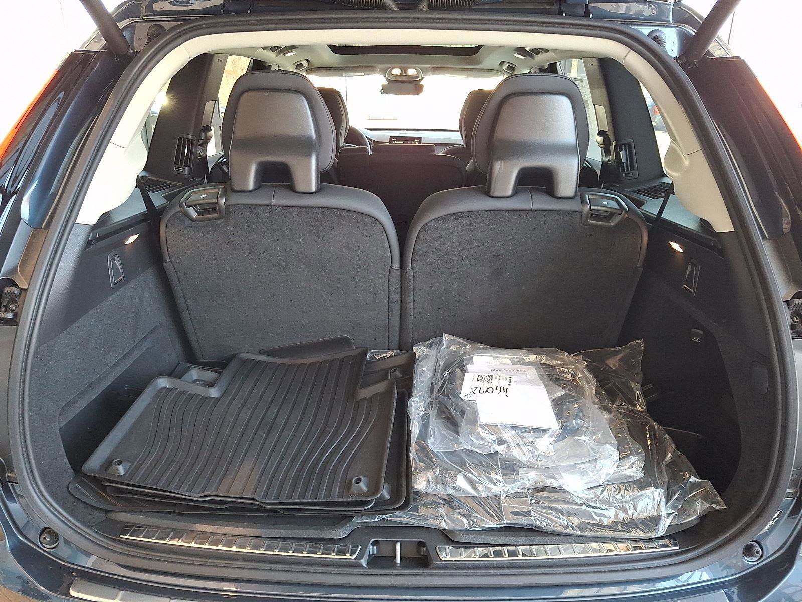 Certified 2026 Volvo XC90 T8 Plus w/ Protection Package Premier image 30