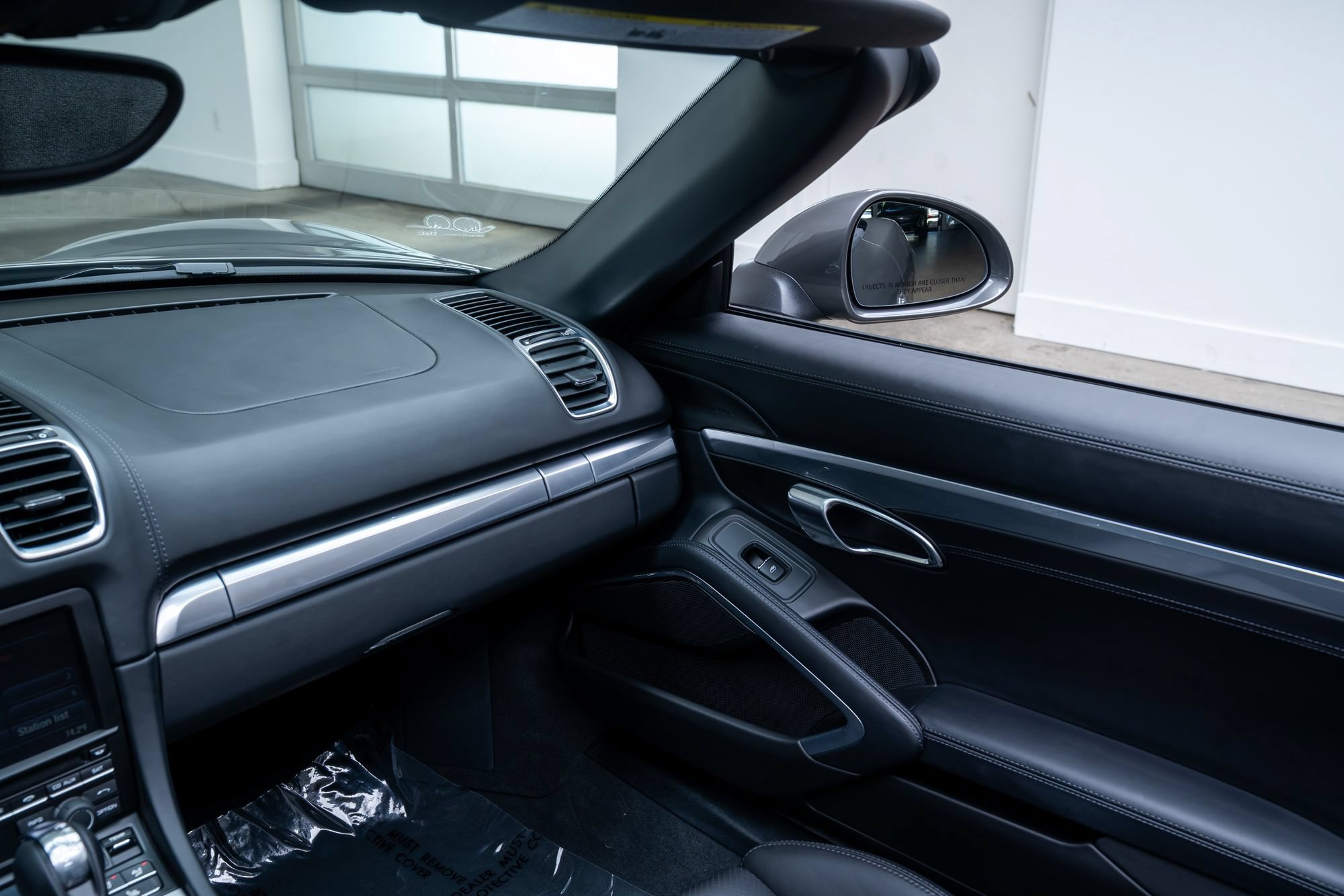 Used 2015 Porsche Boxster S RWD image 11