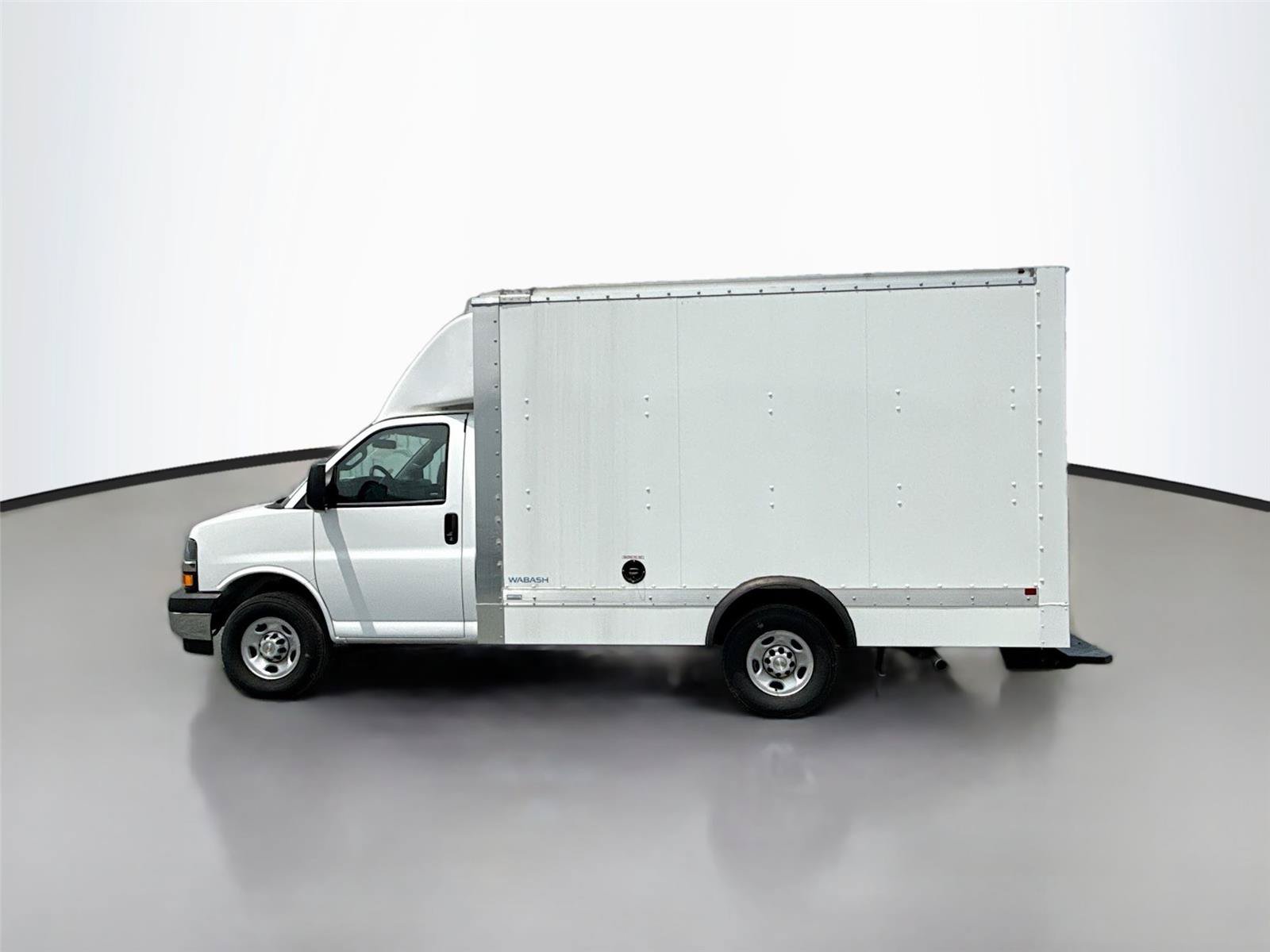 New 2024 Chevrolet Express 3500 w/ Power Convenience Package RWD image 4