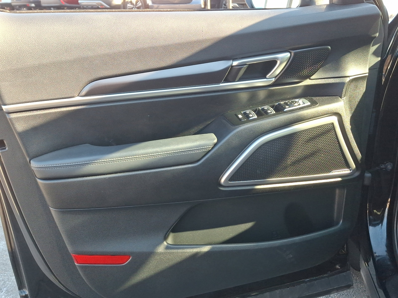Used 2023 Kia Telluride S w/ S Sunroof Package image 13