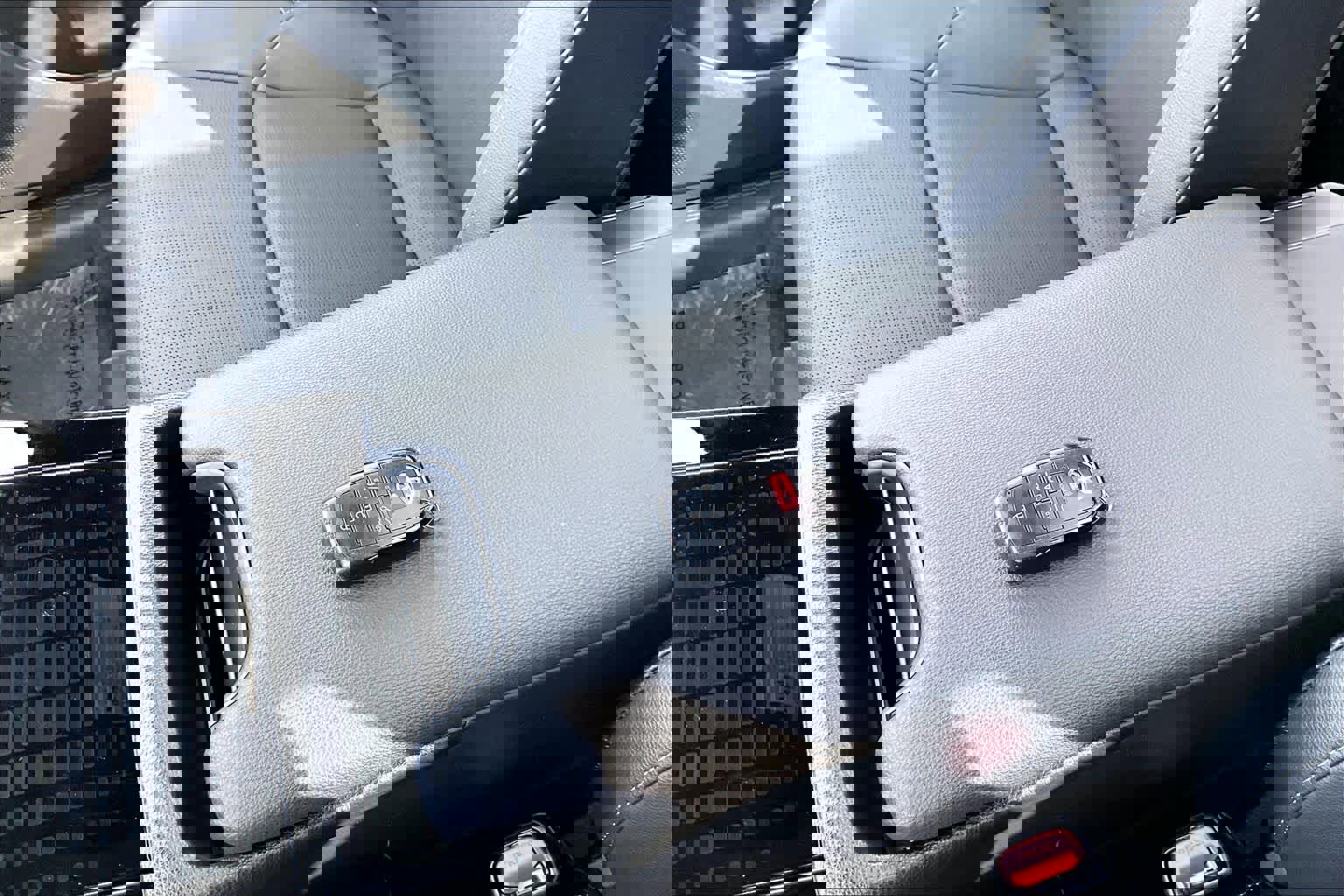 Used 2024 Toyota bZ4X Limited image 15